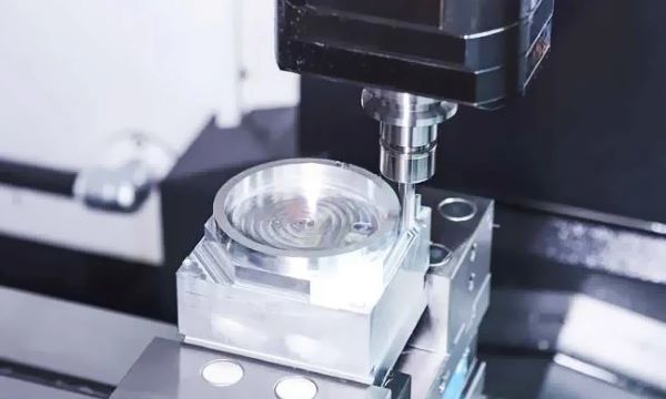 3-axis CNC machining requires careful consideration of its advantages and disadvantages